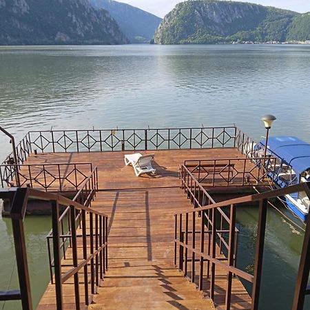 Casa Bobo Dubova Villa Exterior foto